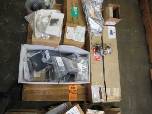 LOT TO INCLUDE: SKINNER, ARB AND FOXBORO MANUFACTURERS.(12) V-9 SERIES SOLENOIDS2, TRANSDUCERS, ACCELEROMETERS, RESISTANCE CONVERTERS, (3) ASSEMBLIES, MOTOR TYPE, LOAD CENTER KIND. 110/220VAC, 125VDC, WITH MOUNTING CONSTRUCTION. FOR 480 VOLT LOAD CENTERS. LOADING & HANDLING FEE $15-4620